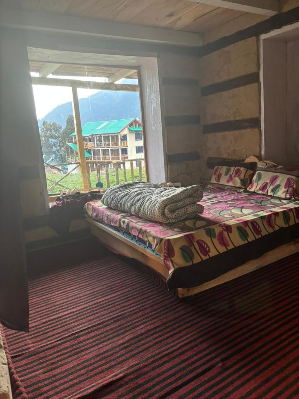 Hotel Dev Ropa Hights Malana Jari Exteriér fotografie